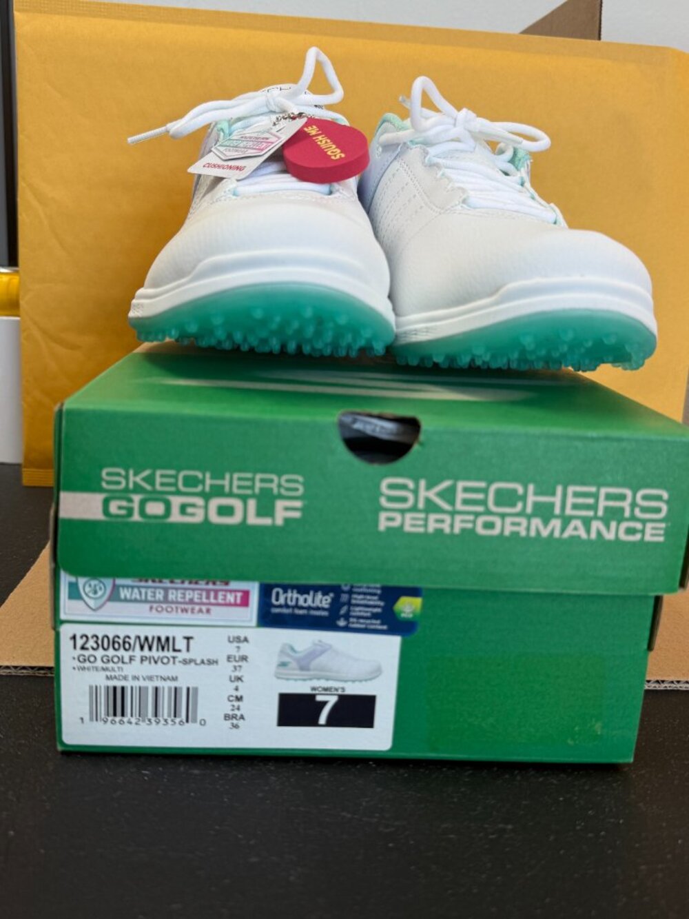 Skechers Women's Go Pivot Spikeless Golf Shoe